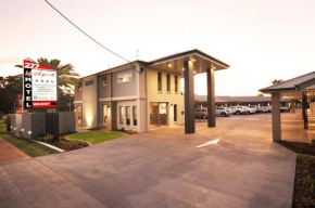 Отель Northpoint Motel Apartments  Тувумба